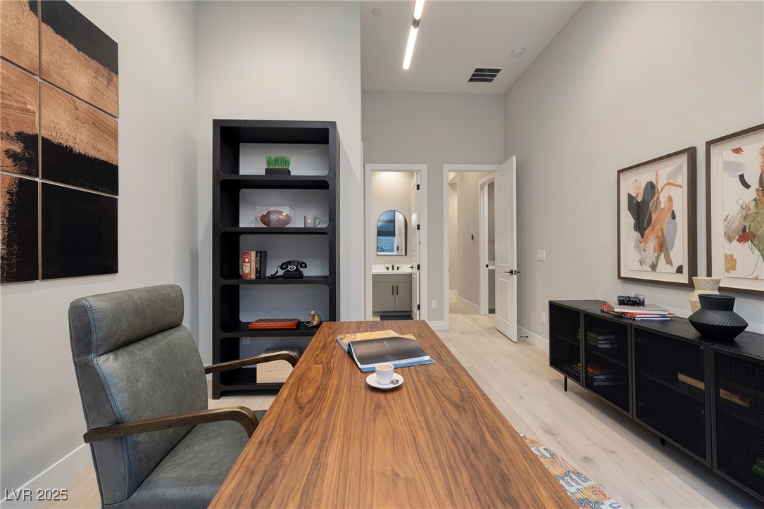10781 Agate Cliffs Avenue Property Photo 29