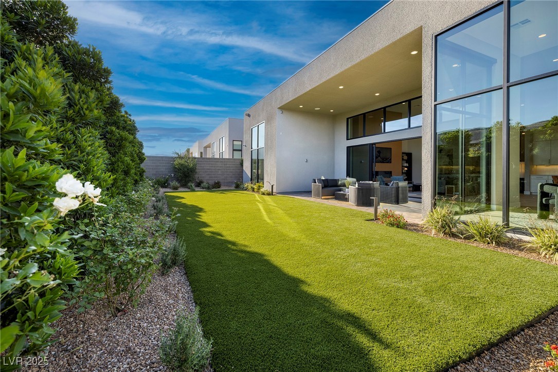 10781 Agate Cliffs Avenue Property Photo 32