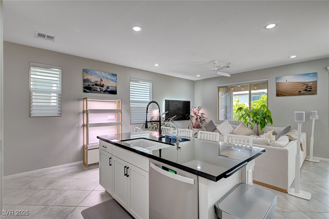 4160 Elegant Chateau Street Property Photo 8
