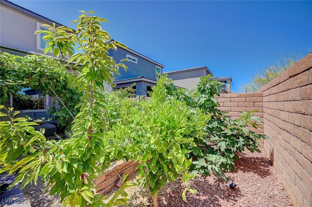 4160 Elegant Chateau Street Property Photo 32