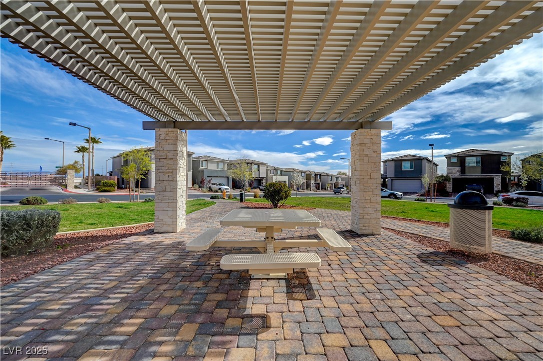 4160 Elegant Chateau Street Property Photo 34