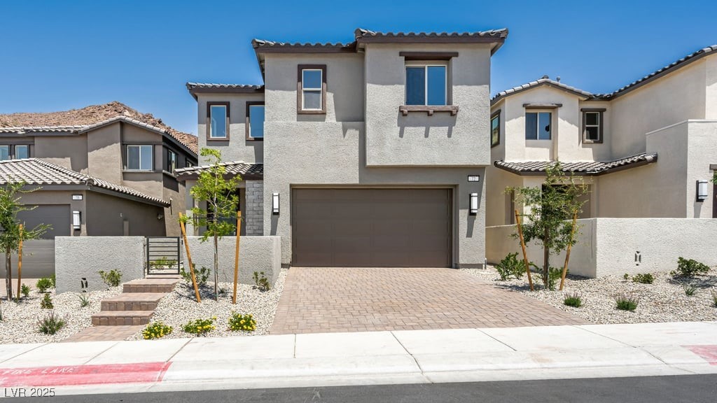 72 Via Montoro Property Photo