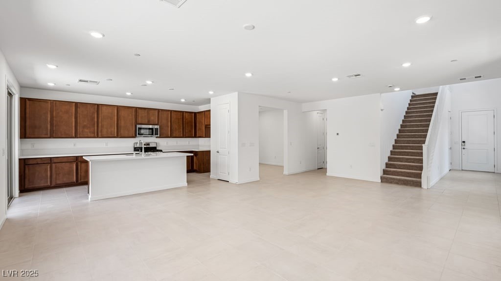 72 Via Montoro Property Photo 8