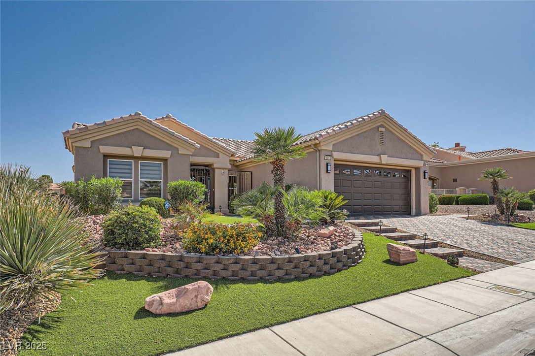 10013 Hunter Springs Drive Property Photo 3