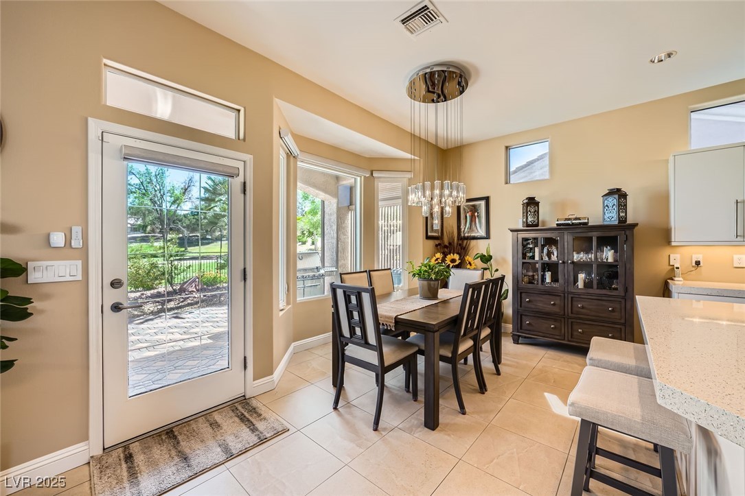 10013 Hunter Springs Drive Property Photo 15