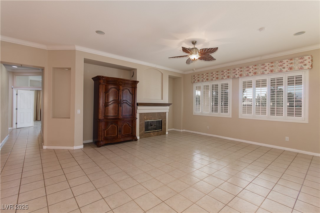 5016 Wayfaring Tree Avenue Property Photo 8