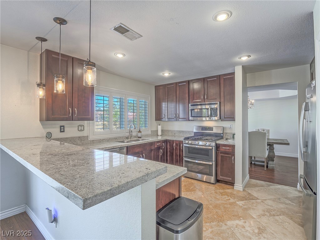 2732 Dune Cove Road Property Photo 5