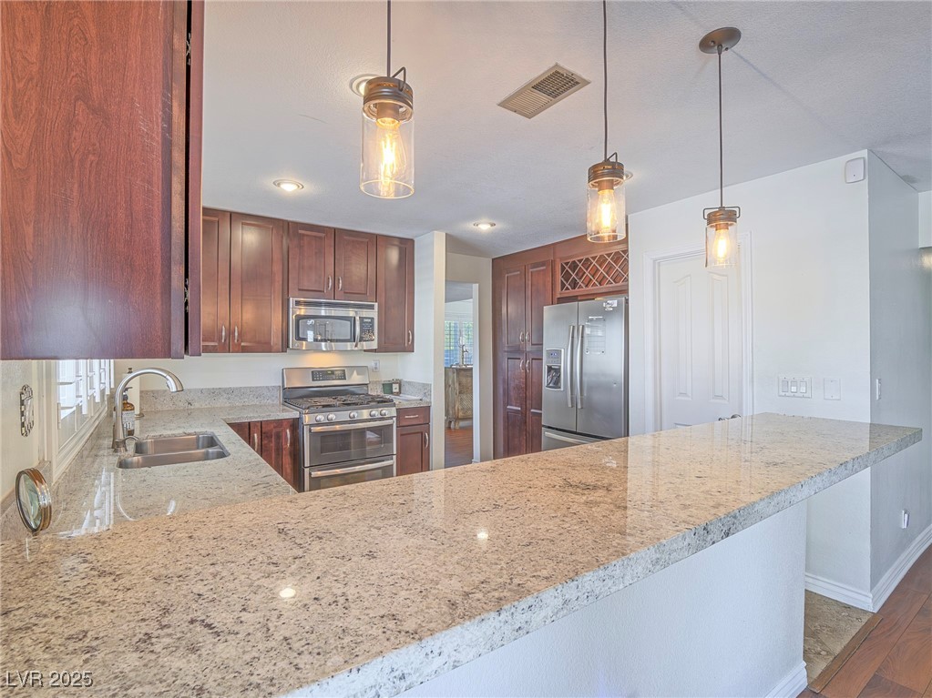 2732 Dune Cove Road Property Photo 12