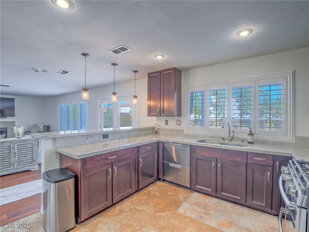 2732 Dune Cove Road Property Photo 15