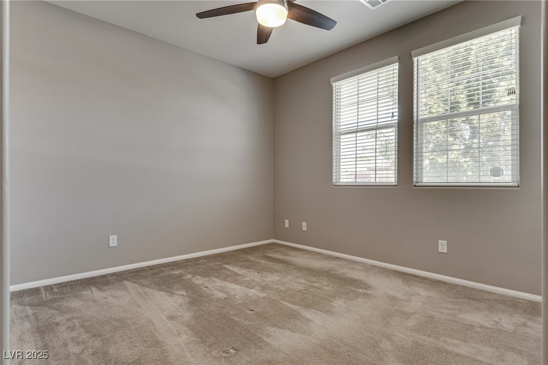 2915 Moulton Crest Avenue Property Photo 8