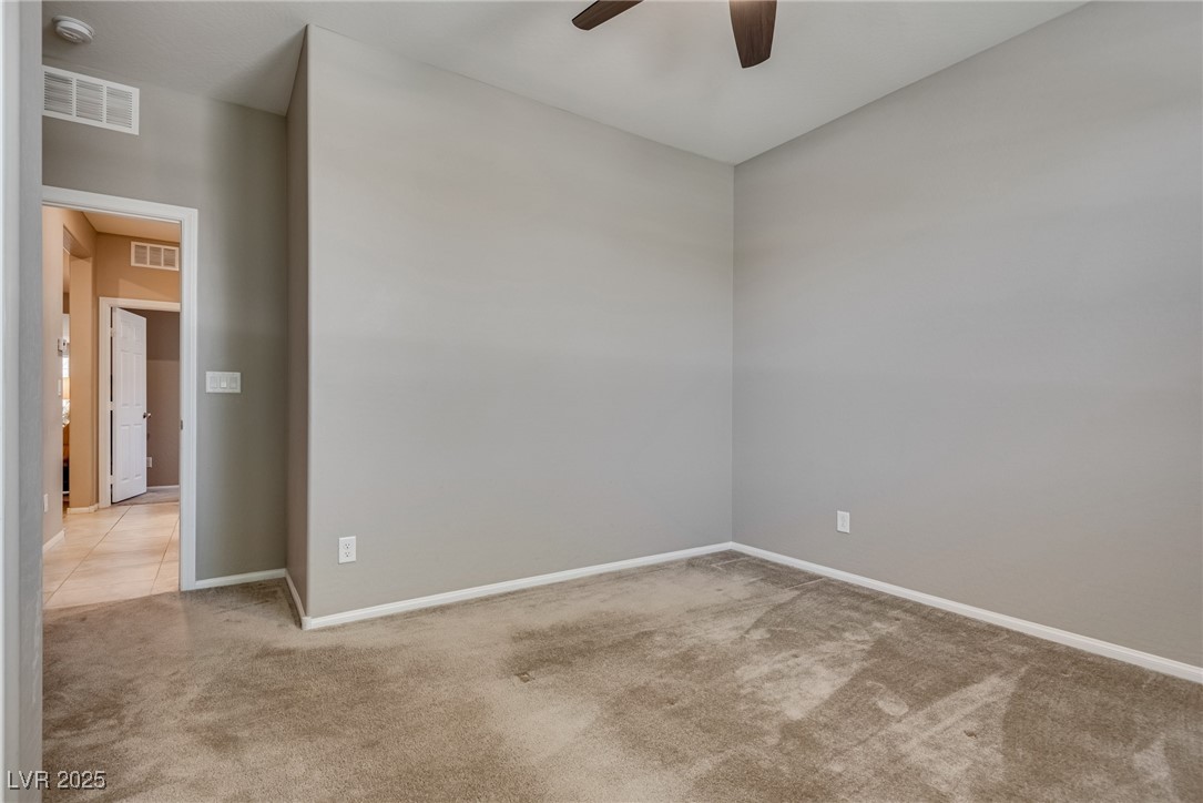 2915 Moulton Crest Avenue Property Photo 9