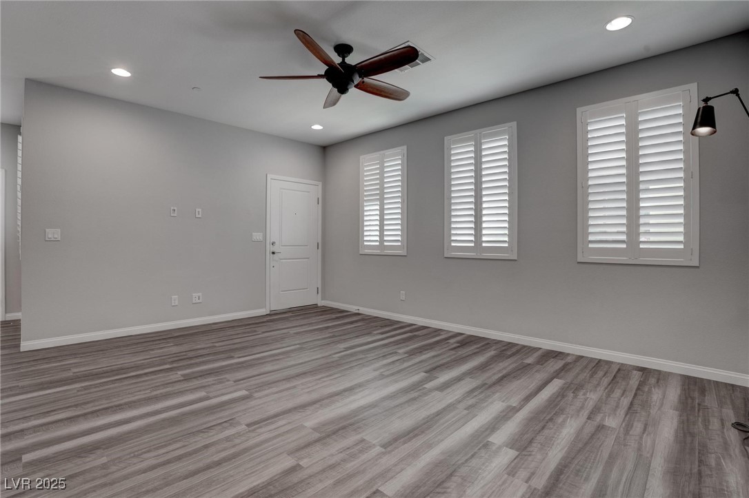 1040 Via Panfilo Avenue Property Photo 6
