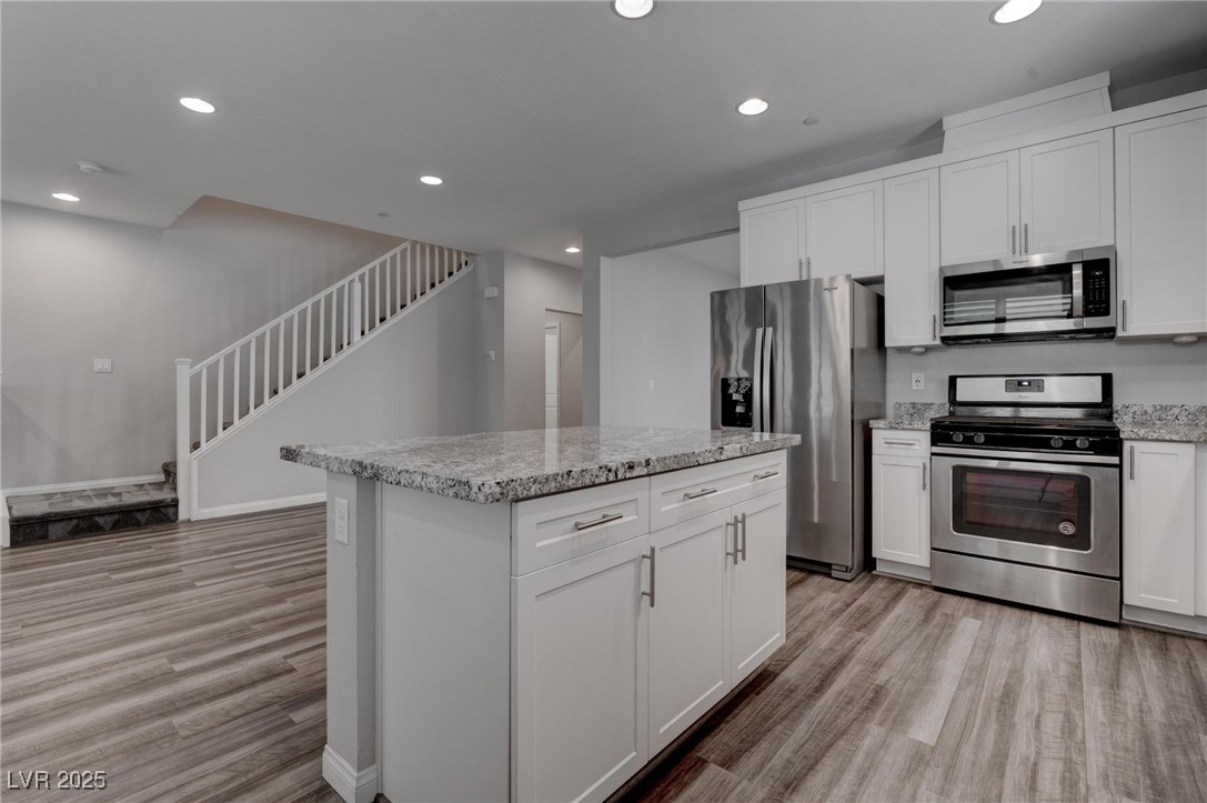 1040 Via Panfilo Avenue Property Photo 15
