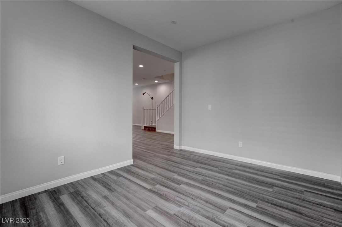 1040 Via Panfilo Avenue Property Photo 18
