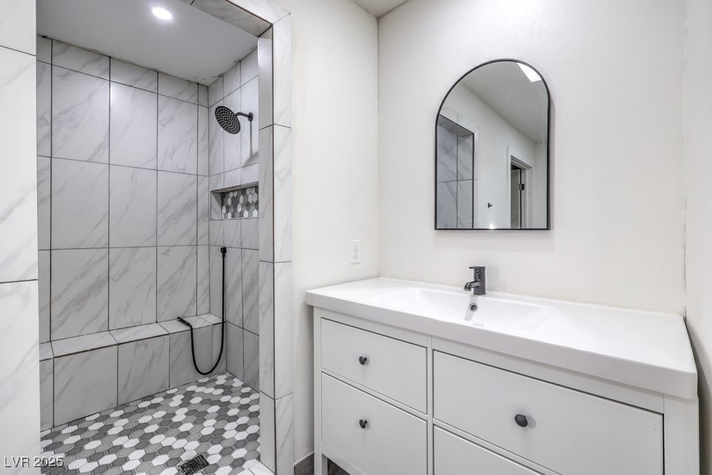 210 East Longacres Drive Property Photo 48