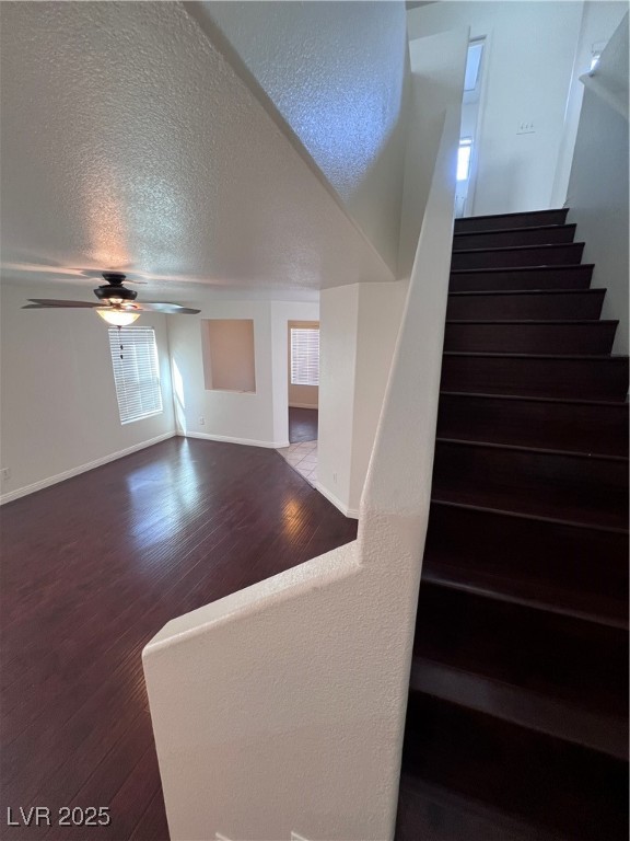 677 Jewel Tower Street Property Photo 10