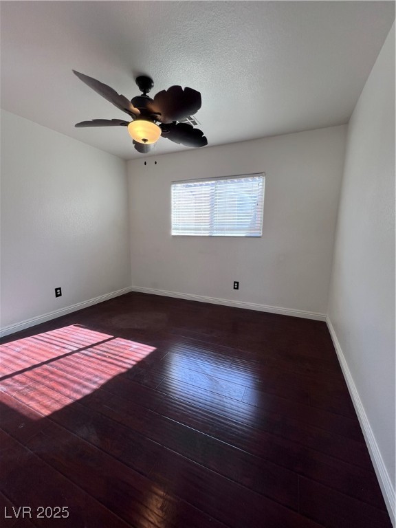 677 Jewel Tower Street Property Photo 20