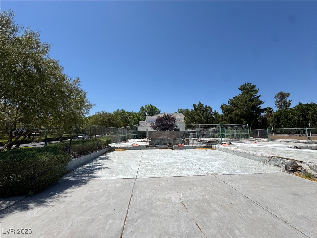 7360 Bachelors Button Drive Property Photo 26