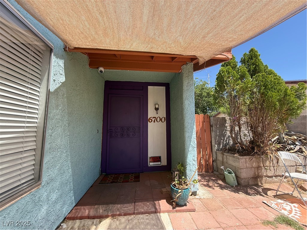 6700 Oak Valley Drive Property Photo