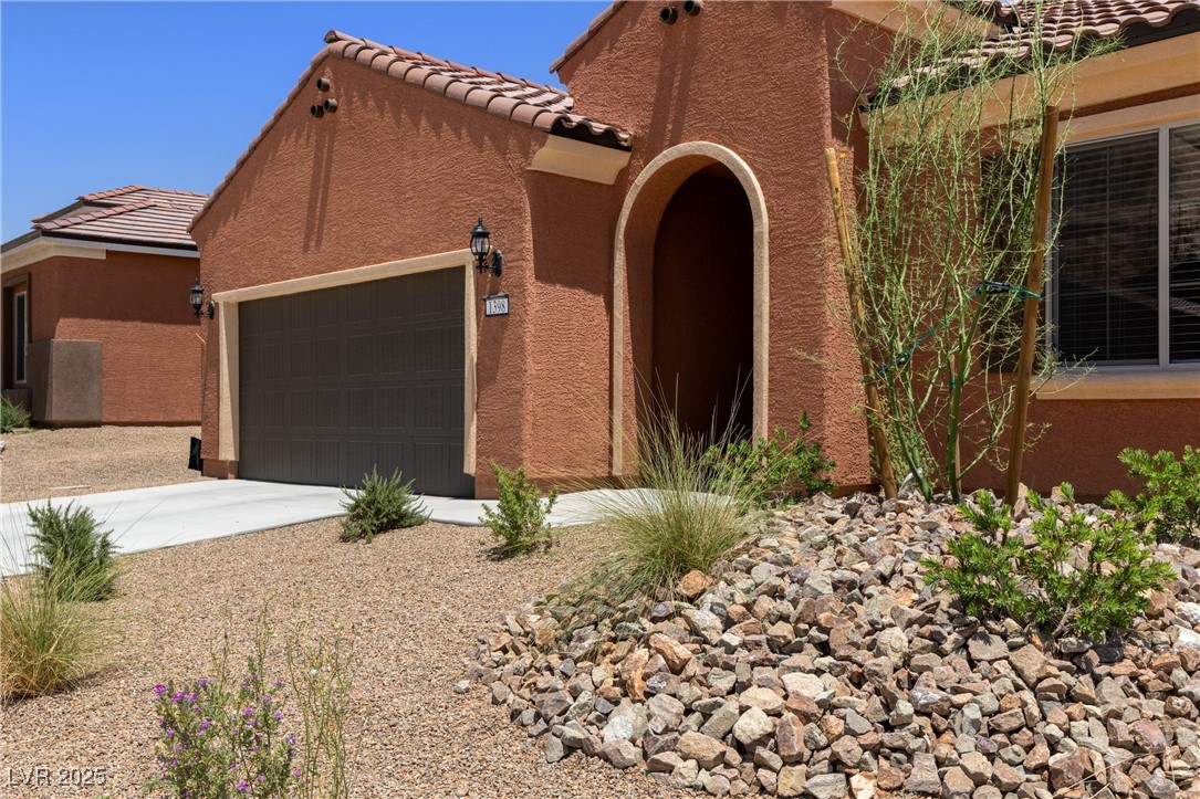 1398 Pin Cushion Ridge Property Photo 1