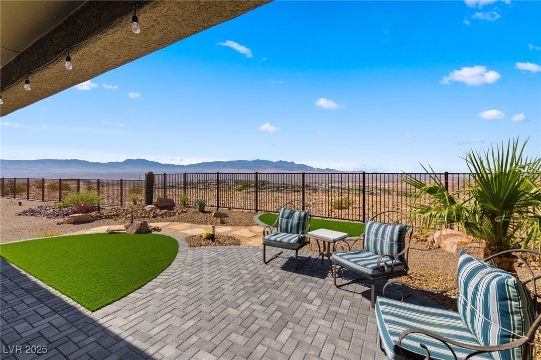 977 Majestic View Property Photo 16