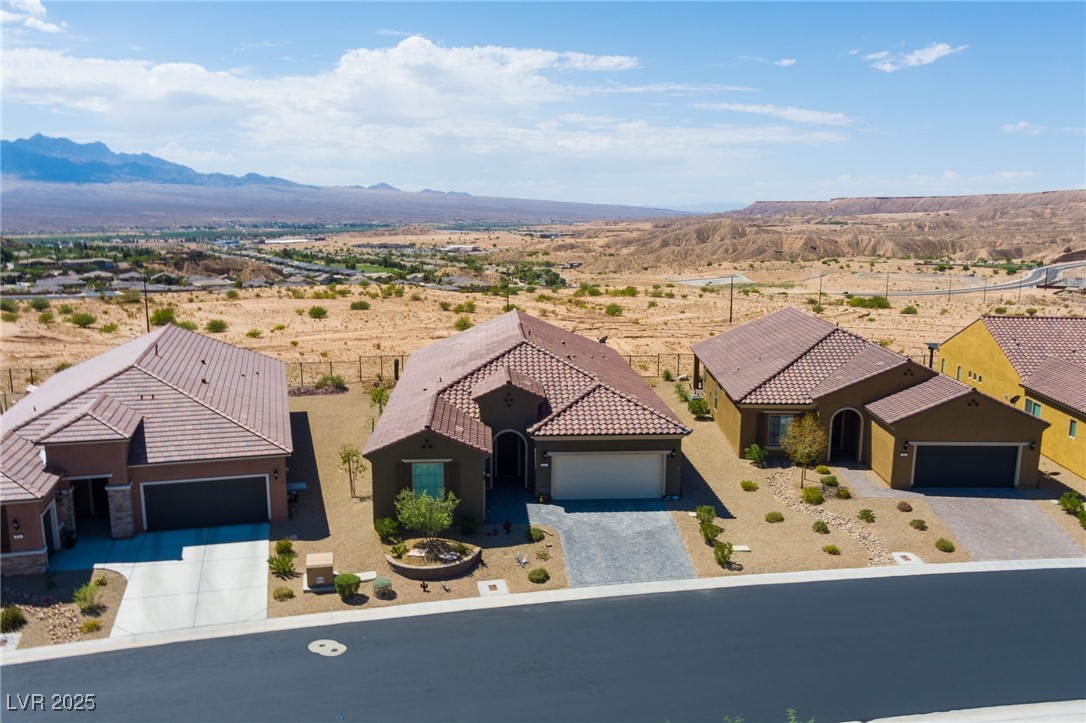 977 Majestic View Property Photo 43