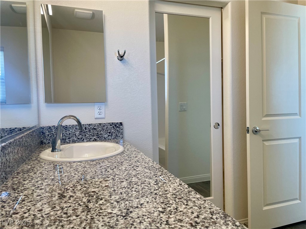 5690 Sunset Amber Avenue Property Photo 13