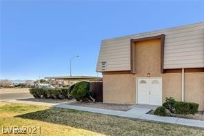 3441 Villa Way Property Photo 1