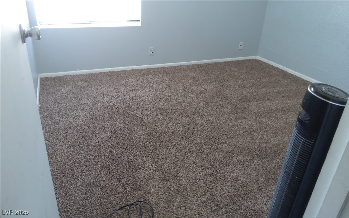 3441 Villa Way Property Photo 23