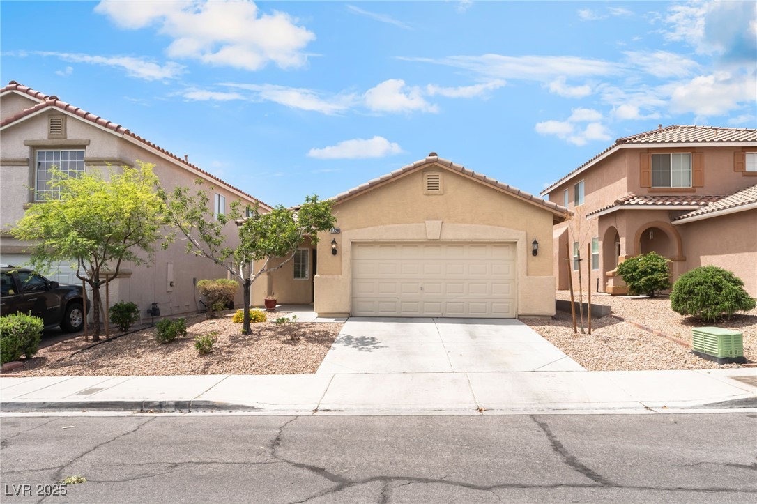 8729 Shady Pines Drive Property Photo 1