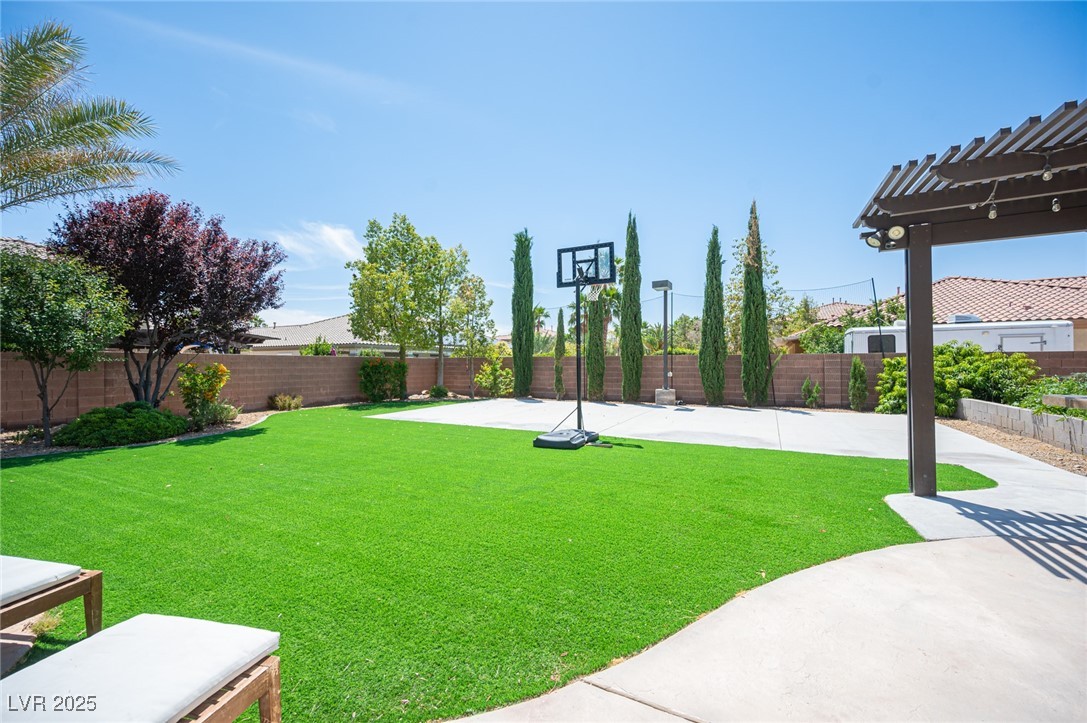 7538 Mustang Street Property Photo 11