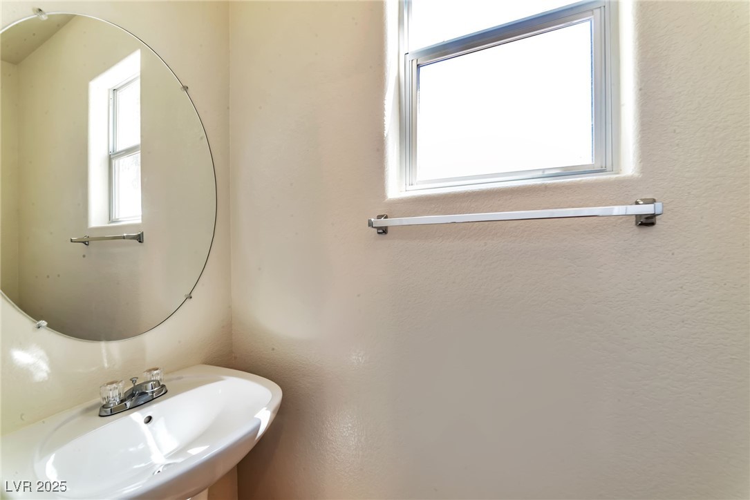 8550 Bright Bush Street Property Photo 8