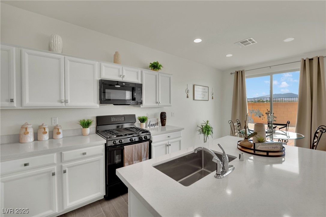 10345 Zebra Swallowtail Street Property Photo 8