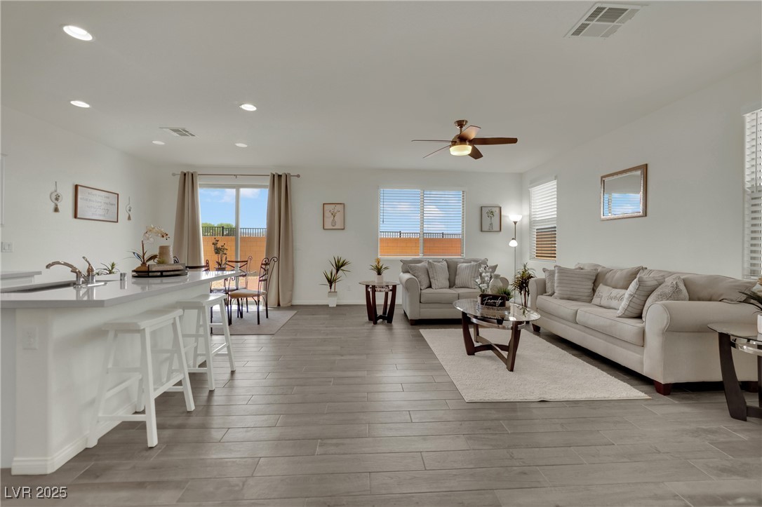 10345 Zebra Swallowtail Street Property Photo 15