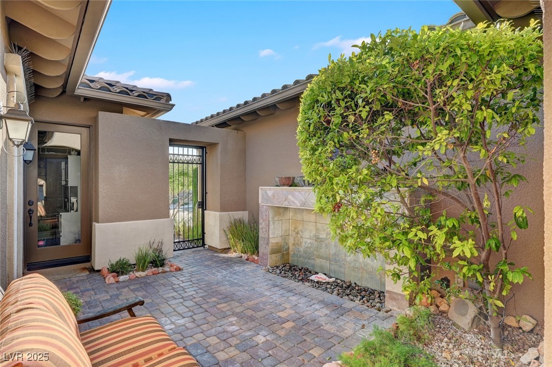 748 Puerto Real Court Property Photo 6