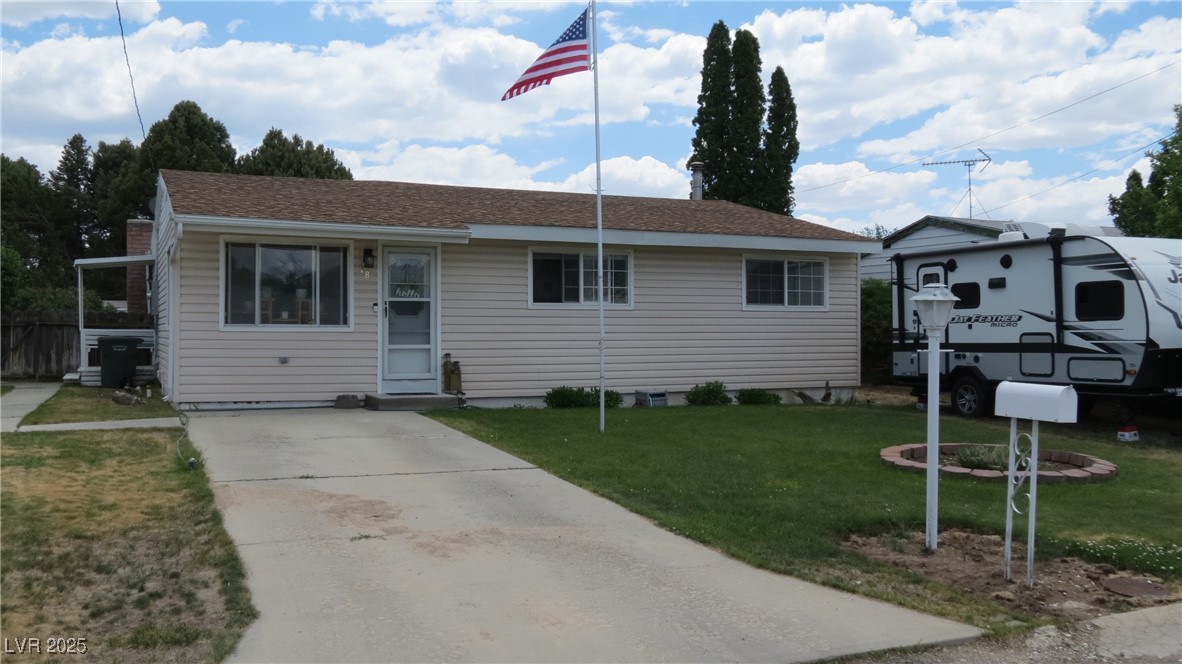 18 Connors Court Property Photo 1