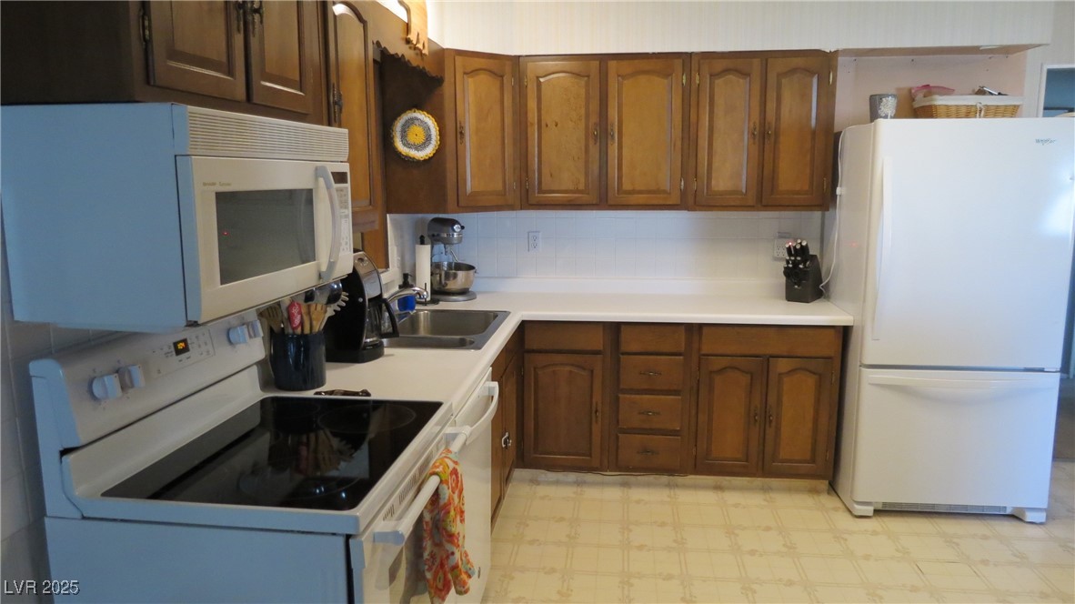 18 Connors Court Property Photo 8