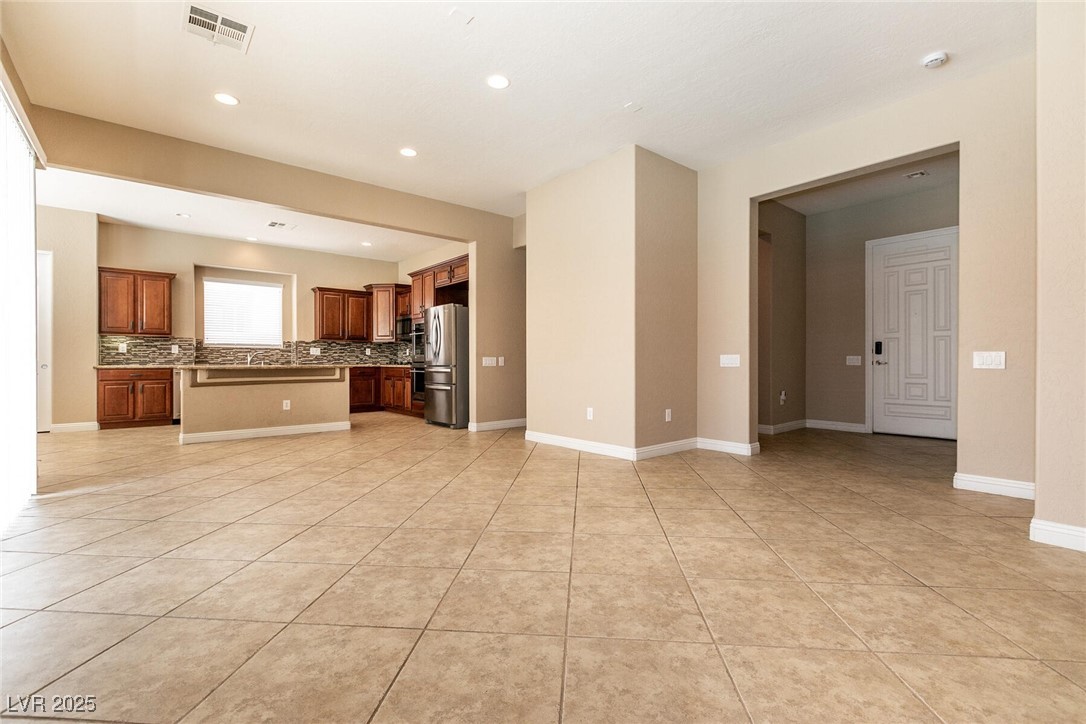 6929 Homing Pigeon Place Property Photo 12