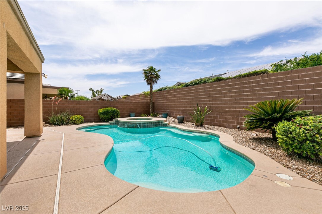 6929 Homing Pigeon Place Property Photo 31