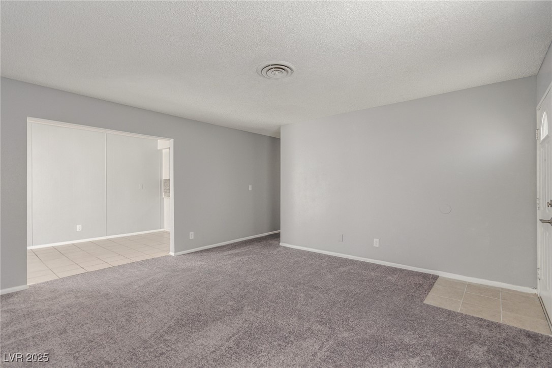 2432 Spanish Court Property Photo 13
