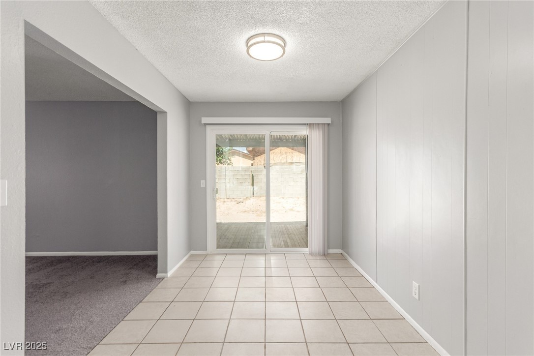2432 Spanish Court Property Photo 15