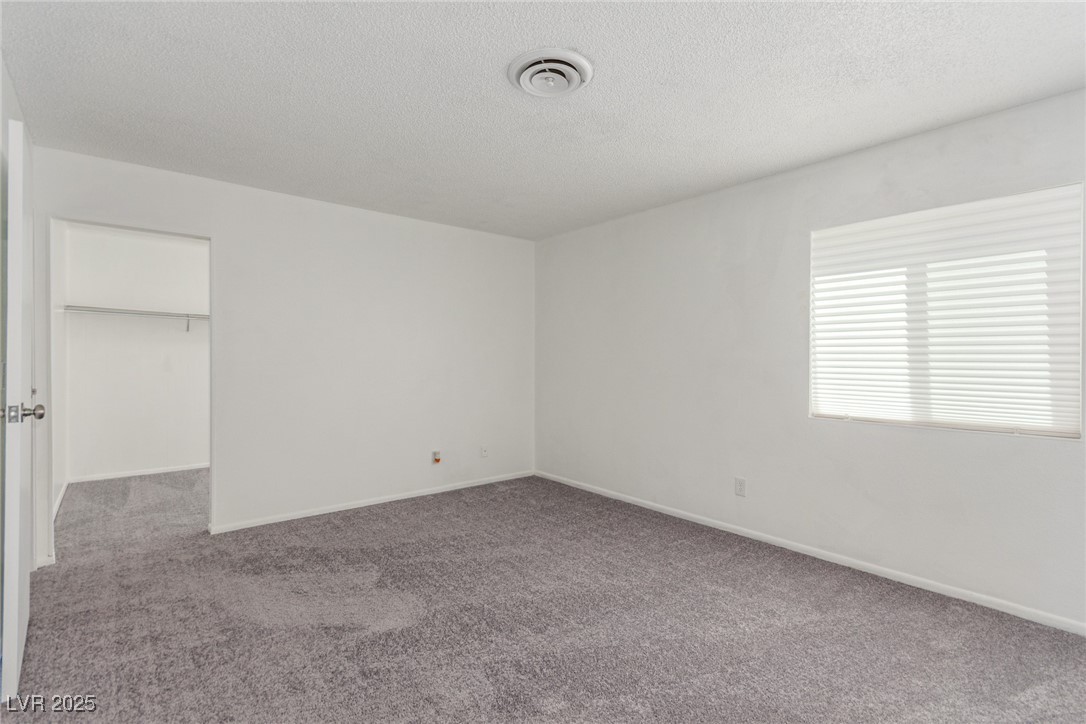2432 Spanish Court Property Photo 19