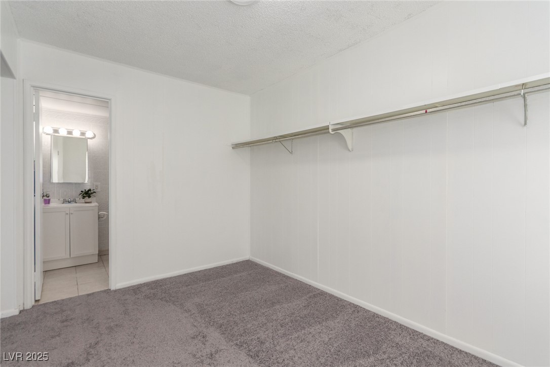 2432 Spanish Court Property Photo 21