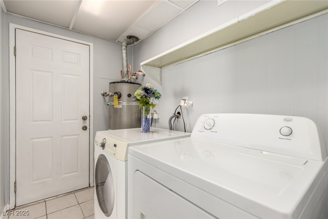 2432 Spanish Court Property Photo 28