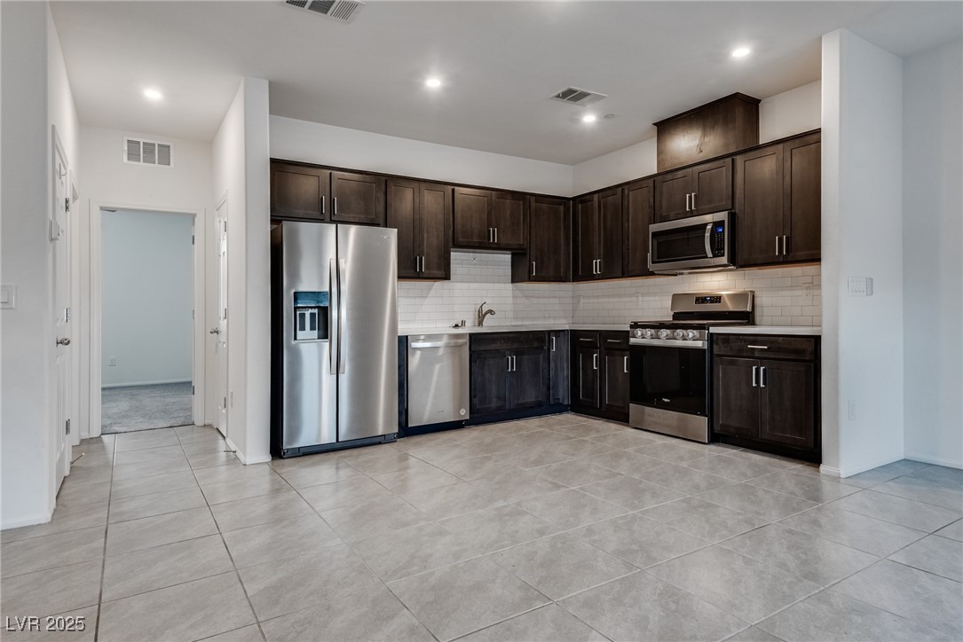 538 Ylang Place Property Photo 15