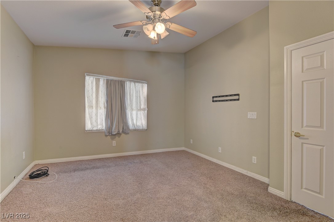 5552 Dueces Wild Court 101 Property Photo 11
