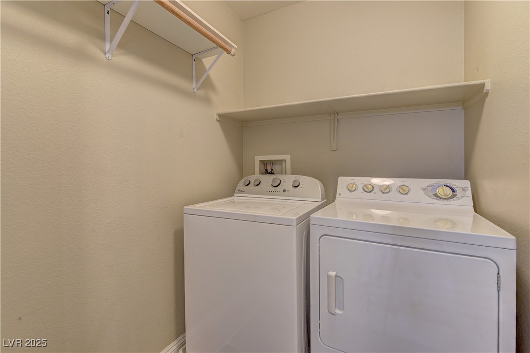 5552 Dueces Wild Court 101 Property Photo 15