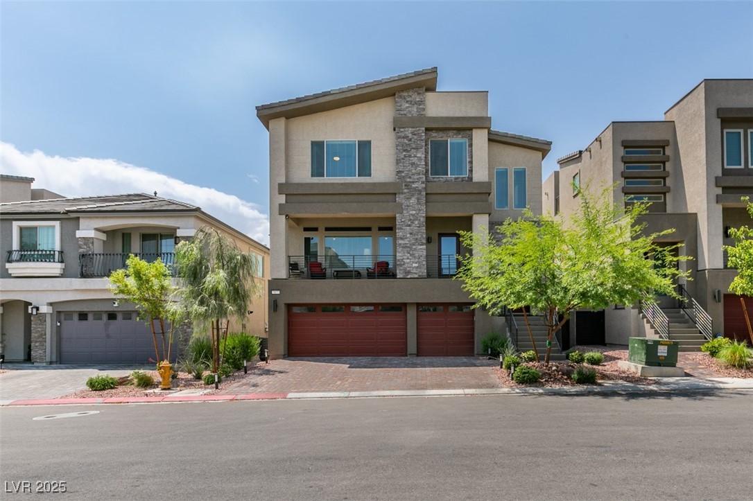 7077 Sunland Hills Avenue Property Photo