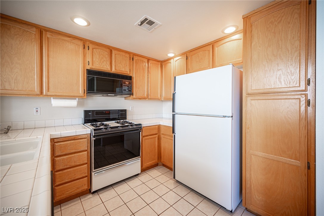 2859 Palleta Drive Property Photo 17