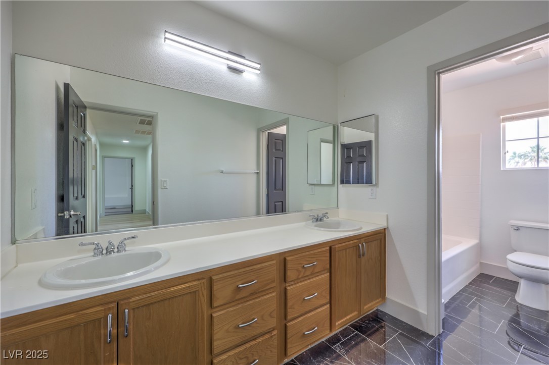 825 Cornerstone Place Property Photo 26